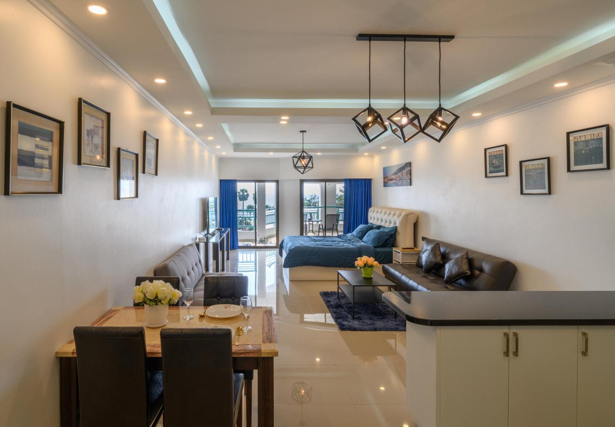 Jomtien Beachfront Stylish Studio , Stunning Seaview , Big Pool Exterior foto